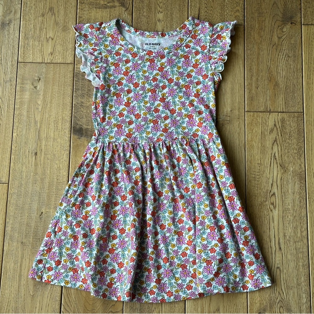 Old Navy Printed Flutter-Sleeve Fit and Flare Dress size Small 6-7